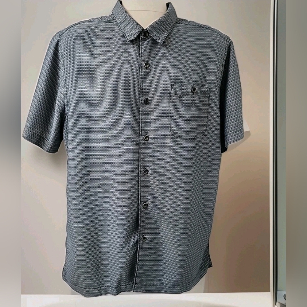 103 Quiksilver Men's Gray Striped Collared Button Down Shirt Relaxed Fit